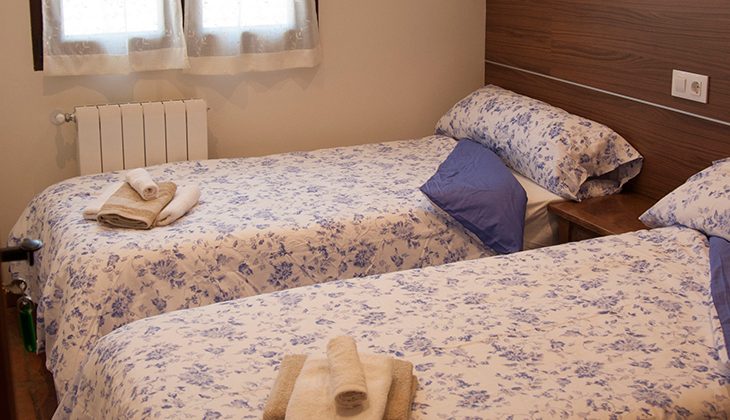 slide-habitacion-casa-eresma-tres